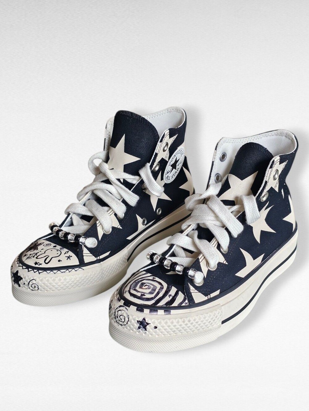 Converse Chuck Taylor All Star Lift Large Stars Sneakers Size 7.5